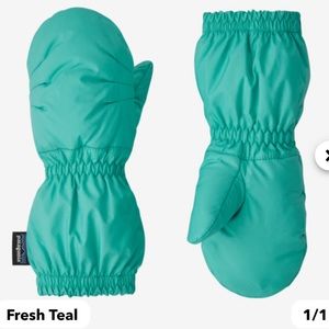 Patagonia Fresh Teal Baby Puff Mitts size 18 to 24 months